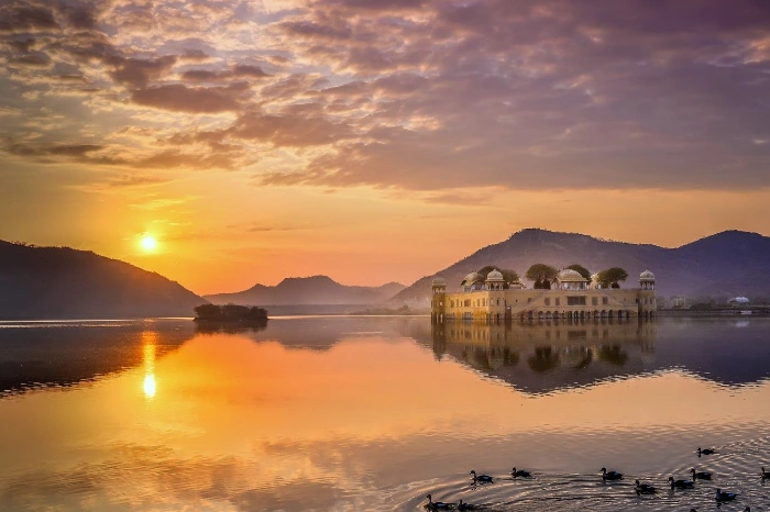 2 days sightseeing tour of Jaipur