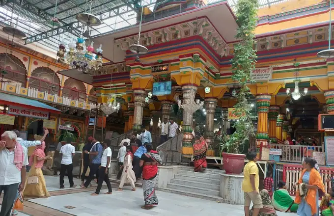 Dwarkadheesh Temple