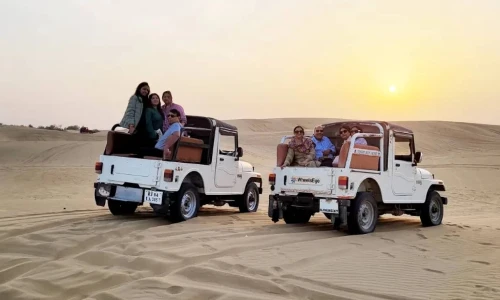 jeep safari in jaisalmer desert Rajasthan